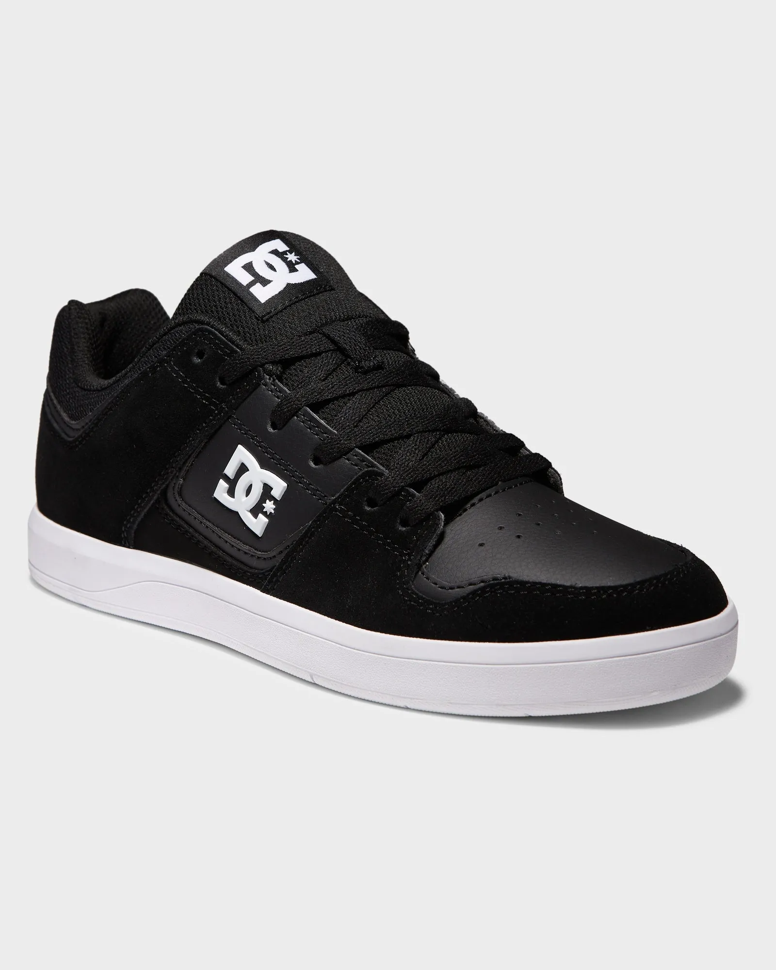DC SHOES CURE