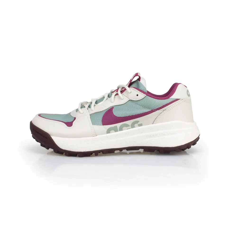 Nike ACG Lowcate
