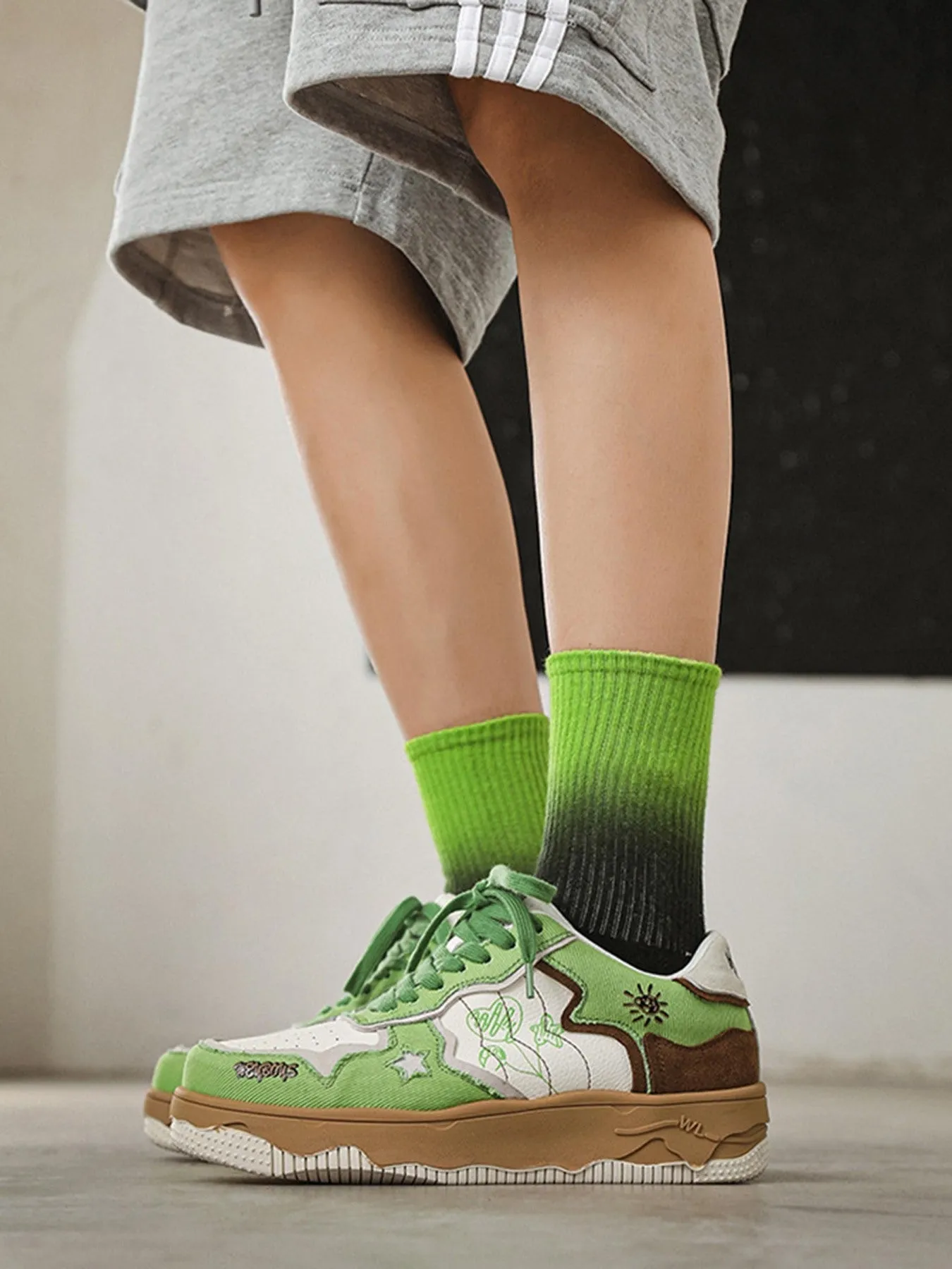 Sneakerhill Casual Sports Thick-soled Board Shoes