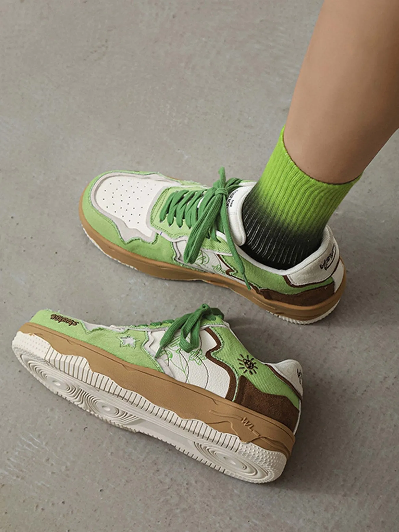 Sneakerhill Casual Sports Thick-soled Board Shoes