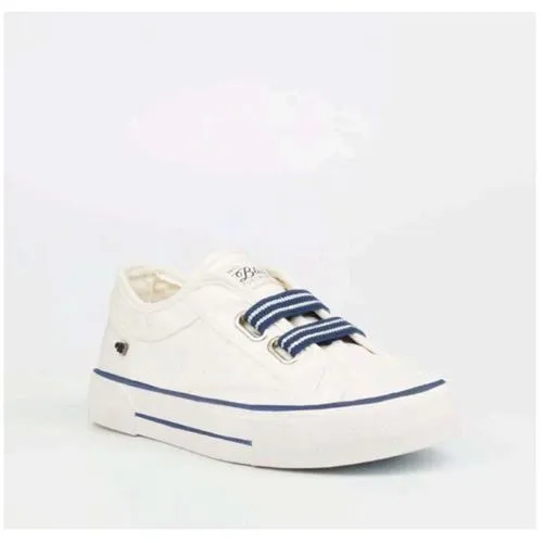 True 3 - White Sneaker